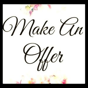 Closet clean out!! Make an offer!!